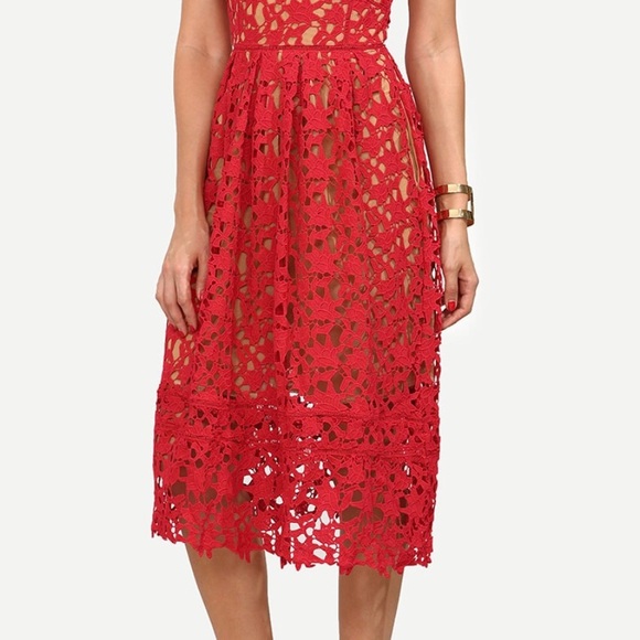 Fun & flirty red lace dress perfect for anything! - Picture 4 of 5